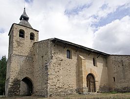 Iglesia de San Martin (Salas de los Barrios) 1.jpg