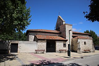 Iglesia de Santa María Magdalena Villalonquéjar.jpg
