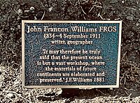 Archivo:John Francon Williams FRGS commemorative plaque, Clackmannan Cemetery 2019