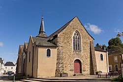 Quelaines-Saint-Gault - Église Saint-Gervais-et-Saint-Protais.jpg