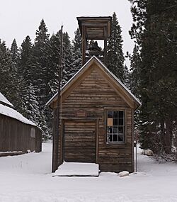 Remnants of the old mining town of Johnsville, now largely abandoned except for a few residences and the Iron Door, a popular roadhouse LCCN2013630946.jpg