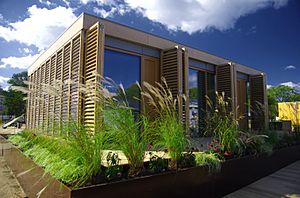 Archivo:Technische Universität Darmstadt - Solar Decathlon 2007