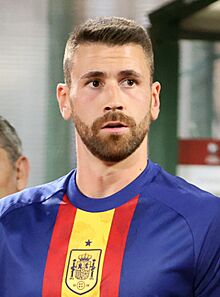 Unai Simón 2025 (cropped).jpg