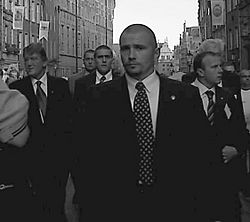 Archivo:Viktor Yuschenko bodyguards