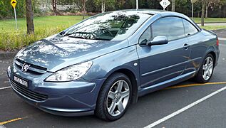 2004 Peugeot 307 (T5 MY03) CC Sport convertible (2009-10-29) 01