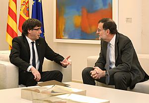Archivo:Carles Puigdemont i Mariano Rajoy (20-4-2016)