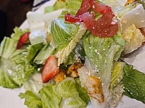 Archivo:Ensalada utilizando el Método de la mano