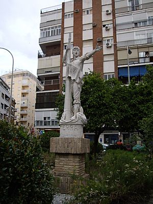 Archivo:Escultura de Rodrigo de Triana