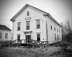 Garland Grange.jpg