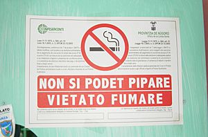 Archivo:No-smoking-sardinian