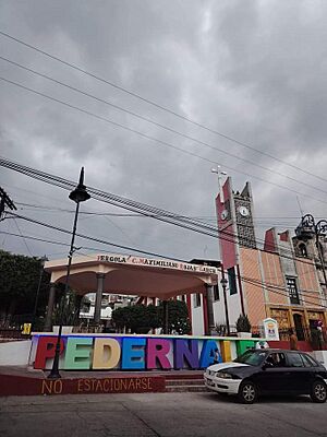 Archivo:Plaza de la tenencia de Pedernales