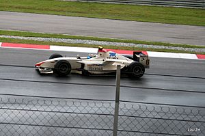 Archivo:Sergio Perez, GP2 Asia 0809