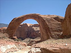 Archivo:Utah Rainbow Arch
