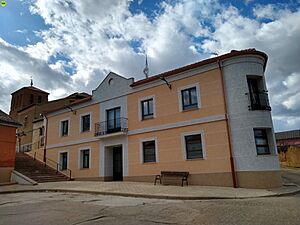 Archivo:Villalcon 13 (Ayuntamiento)