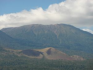 Archivo:Volcán Ilamatepec