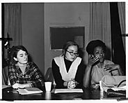 Archivo:1968 Wellesley College Government Presidential Candidates at Panel