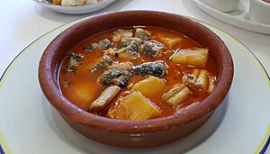 Archivo:Allipebre a un restaurant del Palmar