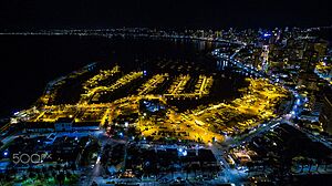 Archivo:Bay Punta Del Este (187721049)