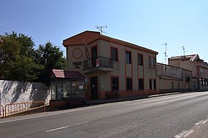 Archivo:Calvarrasa de Arriba, Ayuntamiento