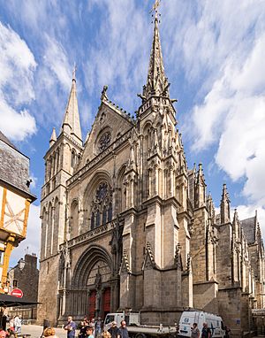 Archivo:Cathédrale Saint-Pierre de Vannes-2253