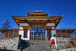 Archivo:Druk Wangyal Lhakhang Temple at Dochula Pass