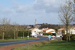 Entrée sud du bourg de Fougeré (Éduarel, 12 février 2016).JPG