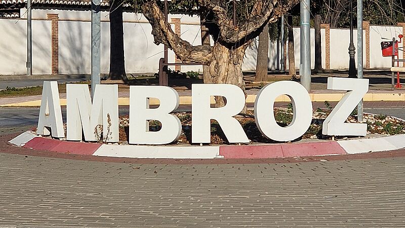 Entrada de Ambroz (Granada, España)