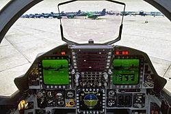 Archivo:F-15e cockpit