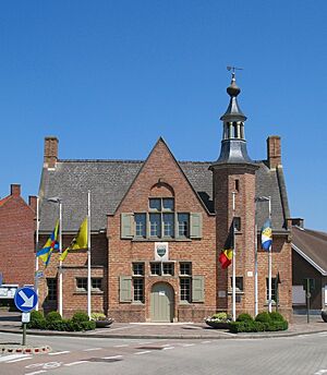 Archivo:Houthulst Gemeentehuis