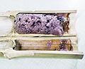 Khao lam ข้าวหลาม riz gluant cuit avec du lait de noix de coco dans un tube de bambou thailand