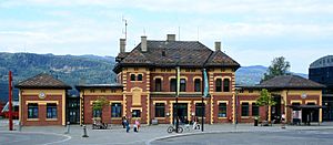 Archivo:Lillehammer stasjon