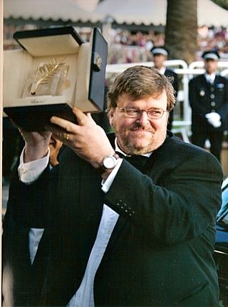 Archivo:Michael Moore Cannes