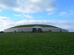 Archivo:Newgrange