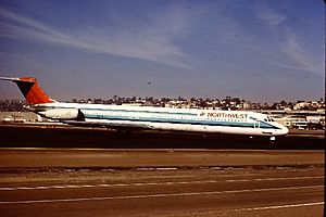 Archivo:Northwest DC-9-82 (MD-82) N311RC (4824678098)