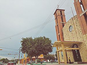 Archivo:Parroquia de Ntra Señora de Guadalupe