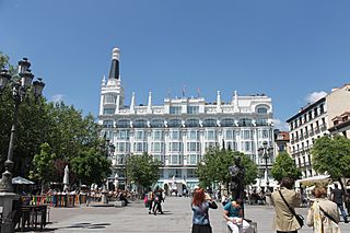 Plaza Santa Ana May2013.JPG