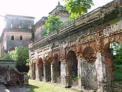 Ruins at puthia.jpg