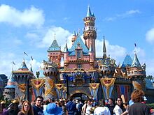 Archivo:Sleepingbeautycastle50