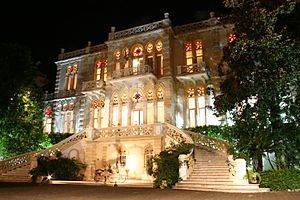 Archivo:Sursock house
