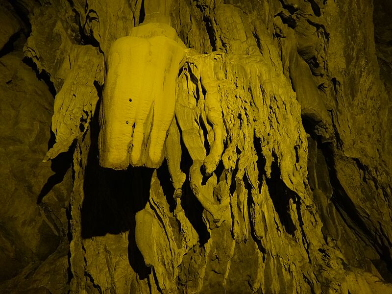 02y La Cuevona Asturias Ni