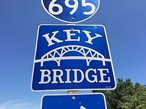 Archivo:2016-08-15 11 38 42 Sign for the Francis Scott Key Bridge (Interstate 695) along northbound Maryland State Route 173 (Fort Smallwood Road) just north of Cabot Drive in Pasadena, Anne Arundel County, Maryland