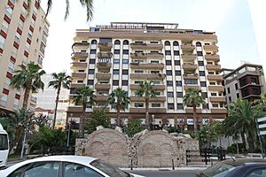Archivo:Baños árabes en la plaza de la Paz, Ceuta