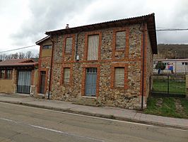 Brugos de Fenar.002 - La Robla (Leon).jpg