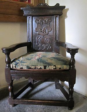 Archivo:Crathes Castle 1597 chair