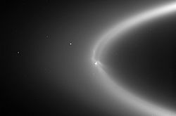 Archivo:E ring with Enceladus