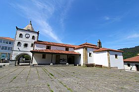 Iglesia de Santa María (Soto de Luiña) 023.jpg