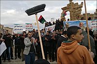 Archivo:Libyans protest GNC extension (II)