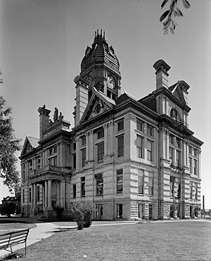 Archivo:Marshall County Courthouse, Marshalltown