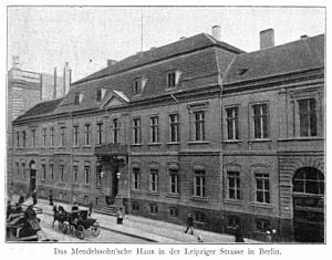 Archivo:Mendelssohn Berlin Leipziger Strasse