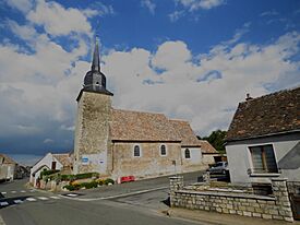 Nuillé-le-Jalais - Église Saint-Pierre 03.JPG